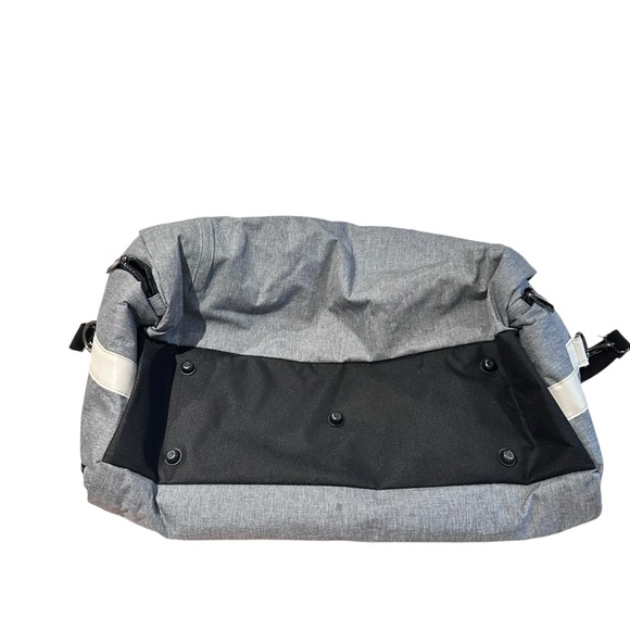 Kemy's Travel Duffle Bag for Men Gray Waterproof - Picture 4 of 6